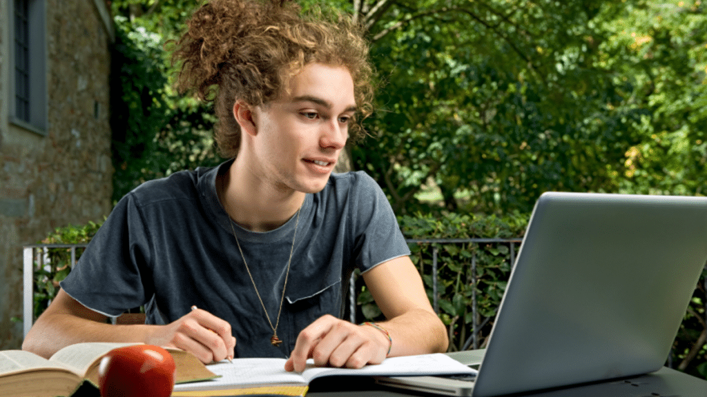 A Practical Guide to Win Pivotal Essay Contest in 2024