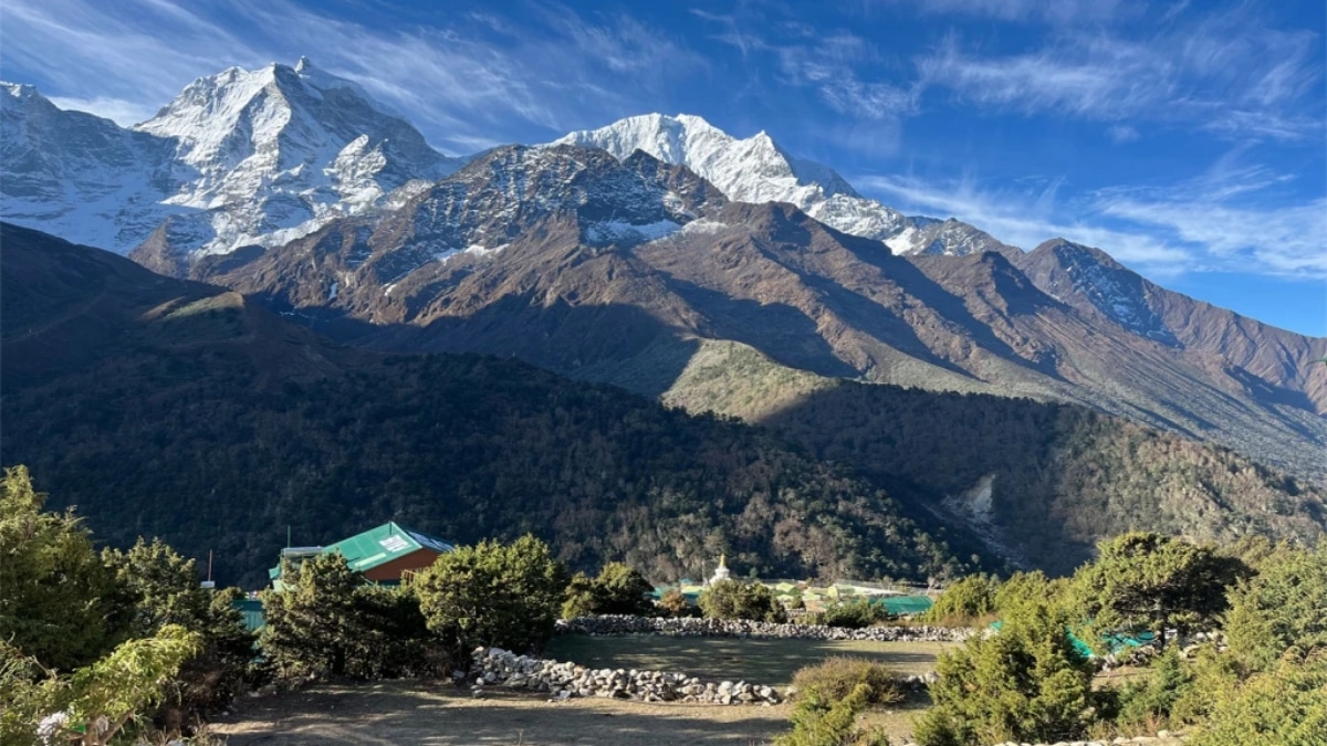 Everest Luxury Trek 12 Days An Unforgettable Journey