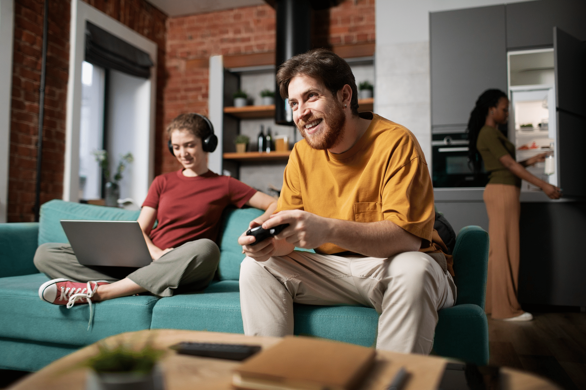 Image 1 of Screen time balance: how to find time to study and relax