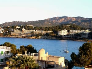 Best Transfers From Palma Airport for Hotels, Resorts, and Family Arrivals