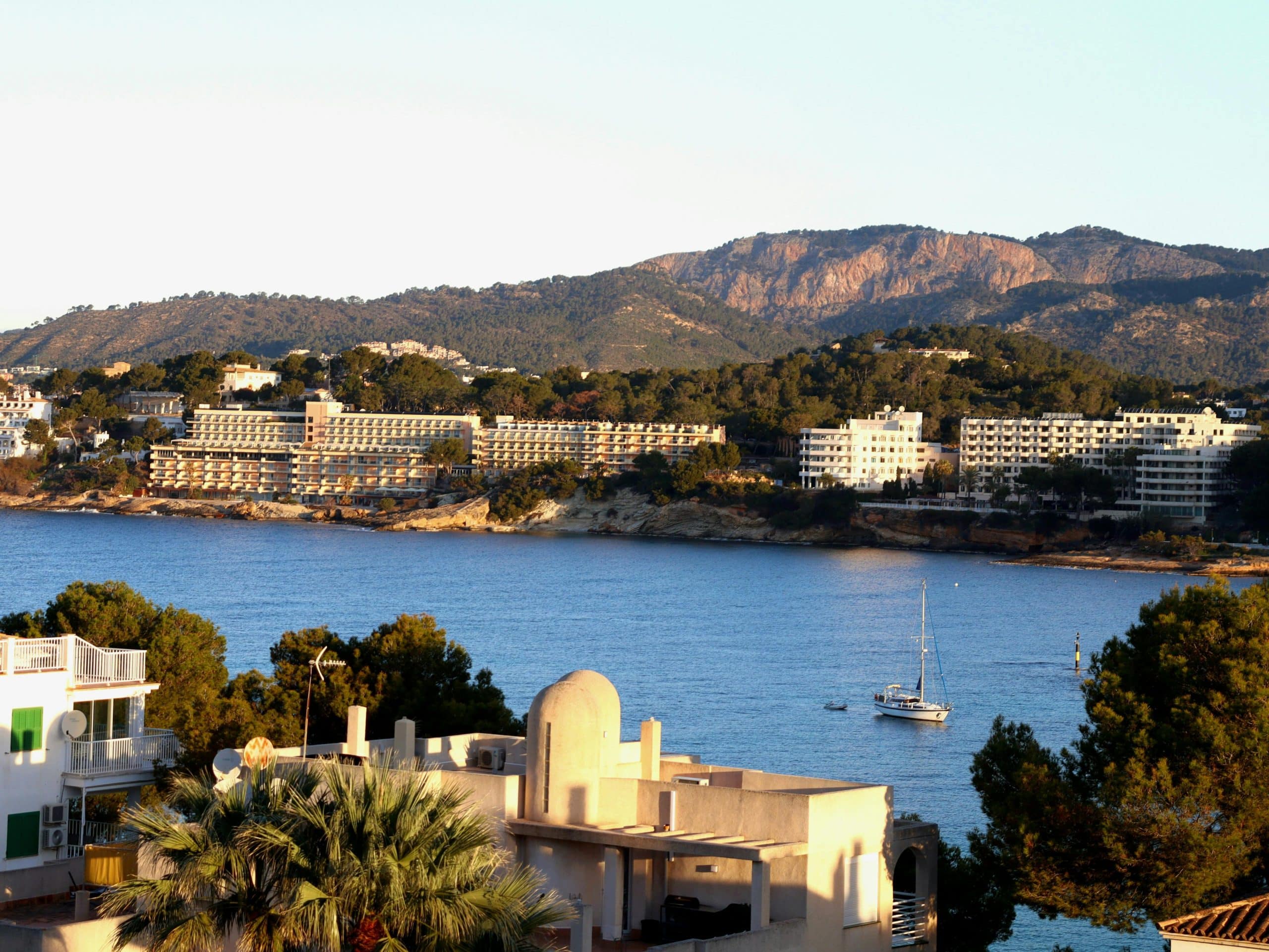 Best Transfers From Palma Airport for Hotels, Resorts, and Family Arrivals