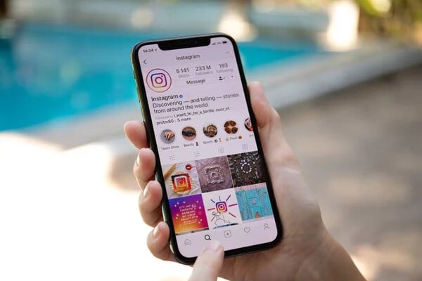 Image 1 of How to View Instagram Stories Without an Account: Tools and Methods